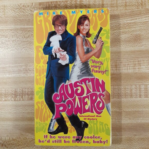 Austin Powers: International Man of Mystery 1997 VHS Mike Myers Cult Classic - Picture 1 of 8